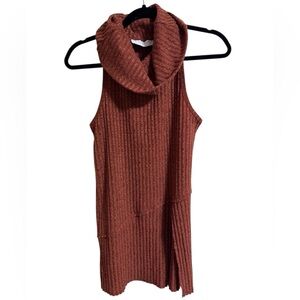 ASTR The Label Rust Ribbed Sleeveless Turtleneck Top Small